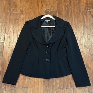 Size 8 Apt. 9 Women's Black Blazer